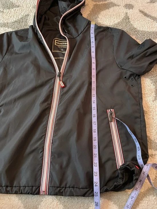 NWOT HUNTER size large Black Windbreaker Jacket with Contrast Trim - Picture 8 of 8